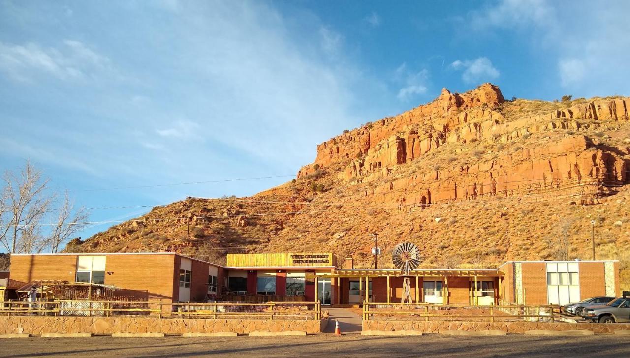 カナブ The Cowboy Bunkhouseホステル エクステリア 写真